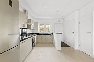 Photo 30- click for photo gallery